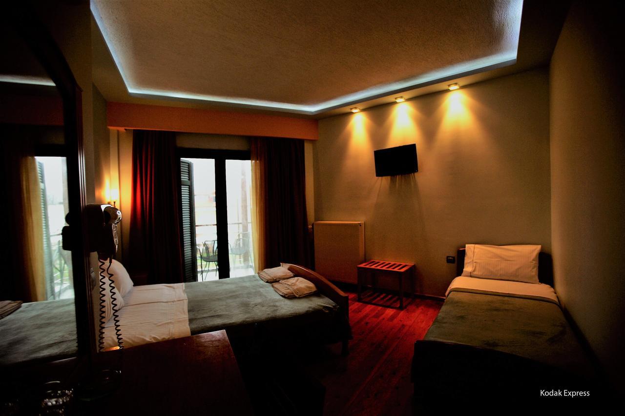 Elikonio Hotel Agia Anna  Exterior photo