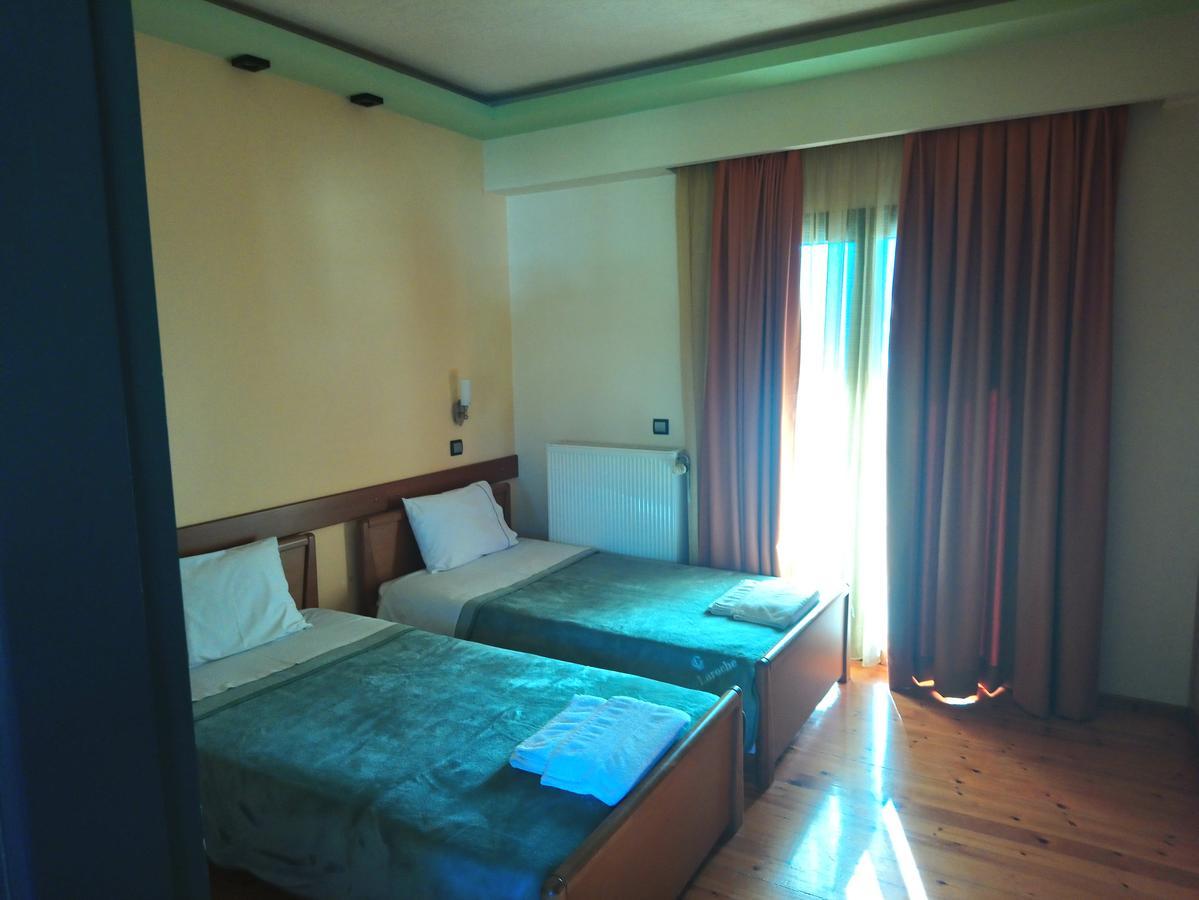 Elikonio Hotel Agia Anna  Exterior photo