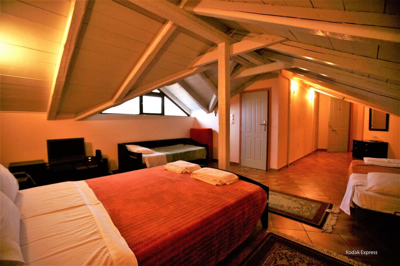 Elikonio Hotel Agia Anna  Exterior photo